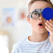 Prevenir miopia a la infantesa